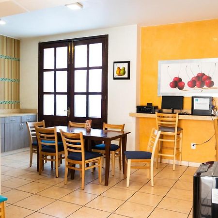 Happy Express Hotel Oaxaca Экстерьер фото