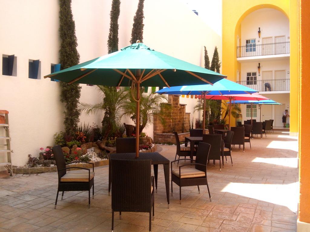 Happy Express Hotel Oaxaca Экстерьер фото